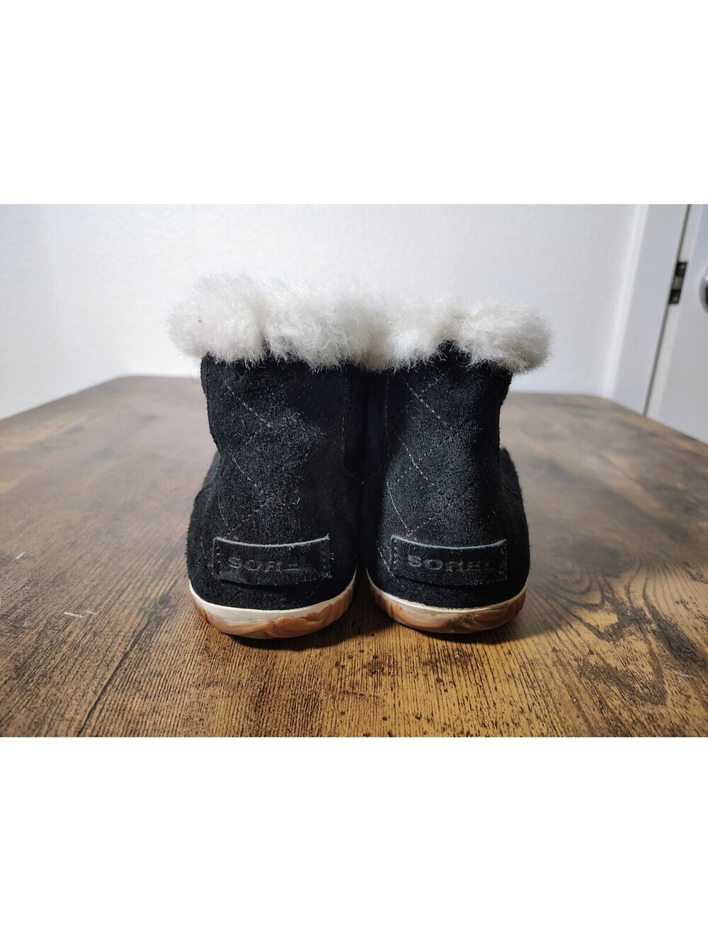 Sorel Out N About Moc Slippers Black Suede Faux Fur Moccasin Womens 9.5 NL2355-0 - Picture 4 of 8